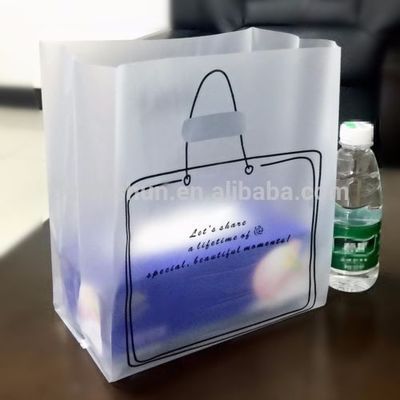 Sacos de compras reusáveis do logotipo feito sob encomenda de Recycable, saco claro geado do empacotamento plástico